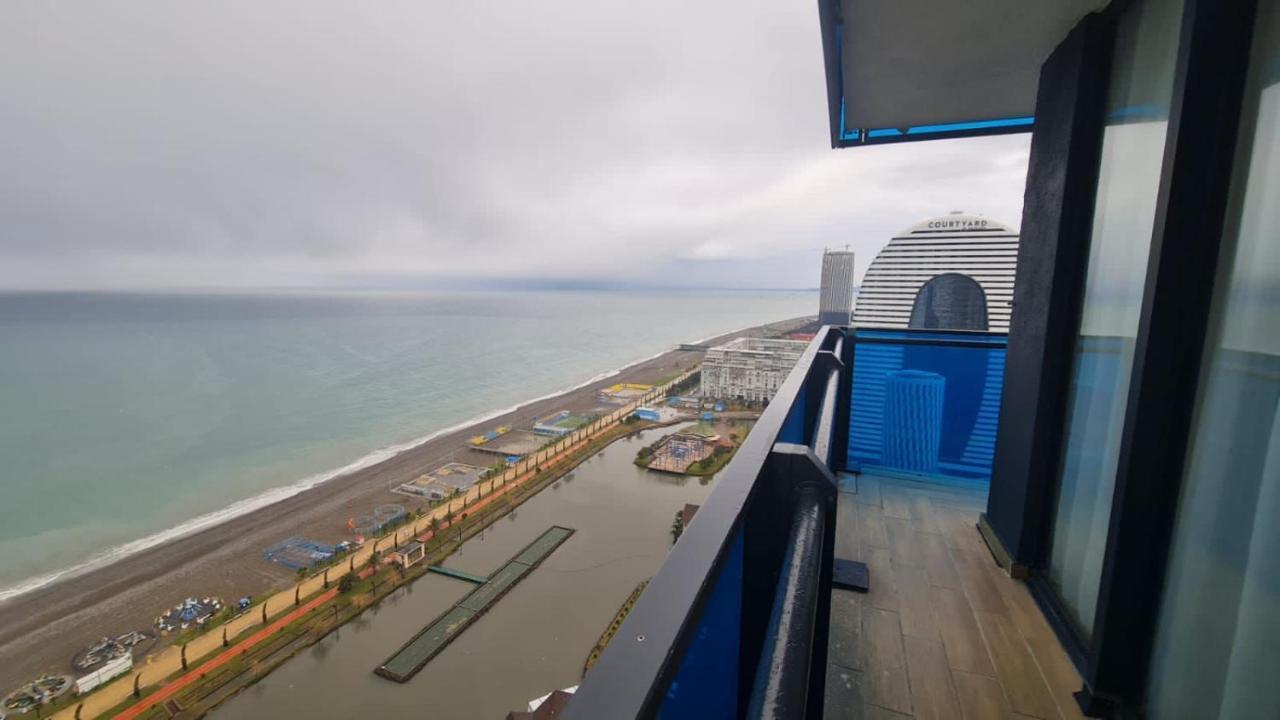 Downtown Centre In Batumi Aparthotel Orbi City In Batumi Exteriör bild