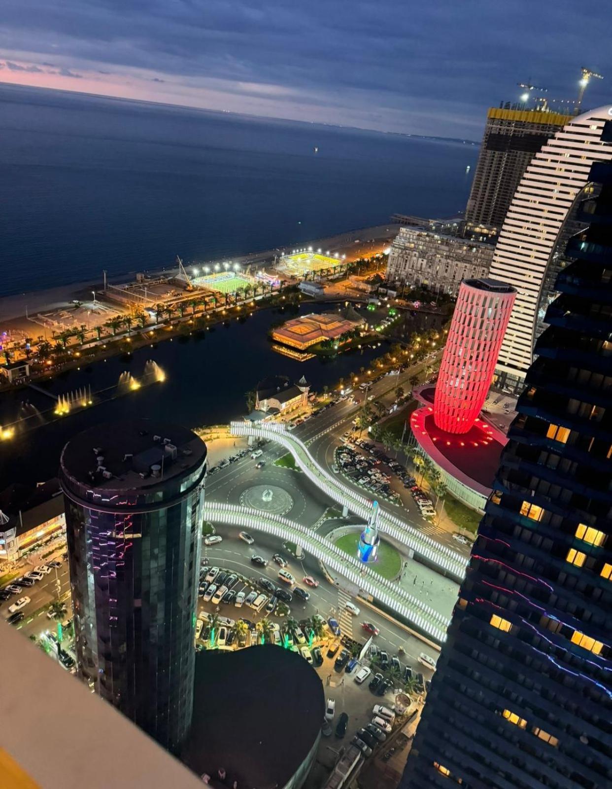 Downtown Centre In Batumi Aparthotel Orbi City In Batumi Exteriör bild