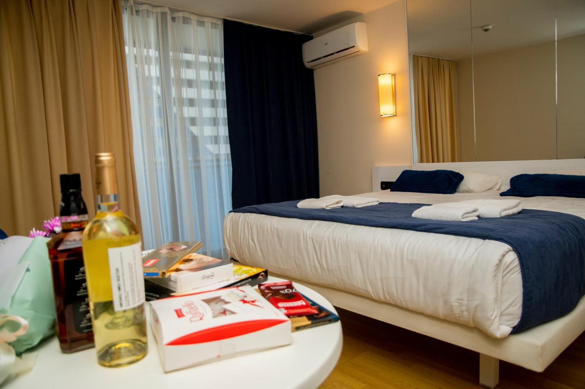 Downtown Centre In Batumi Aparthotel Orbi City In Batumi Exteriör bild